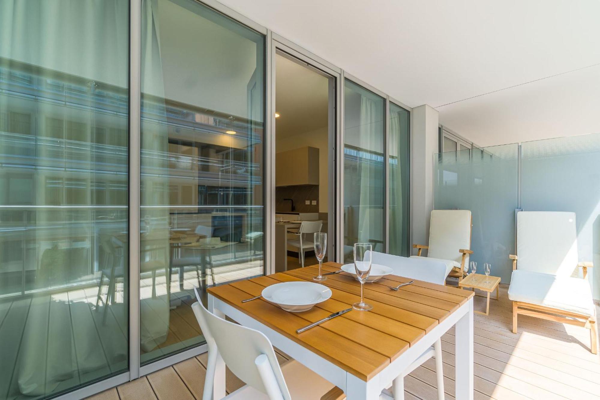 Waterfront Modern Apartamento *